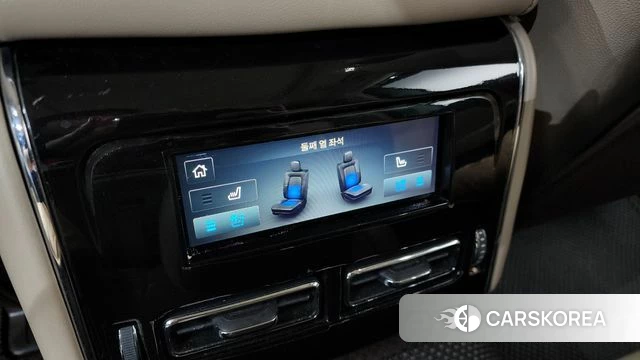 Lincoln Aviator 2nd generation 2021 Белый из Кореи, фото 4