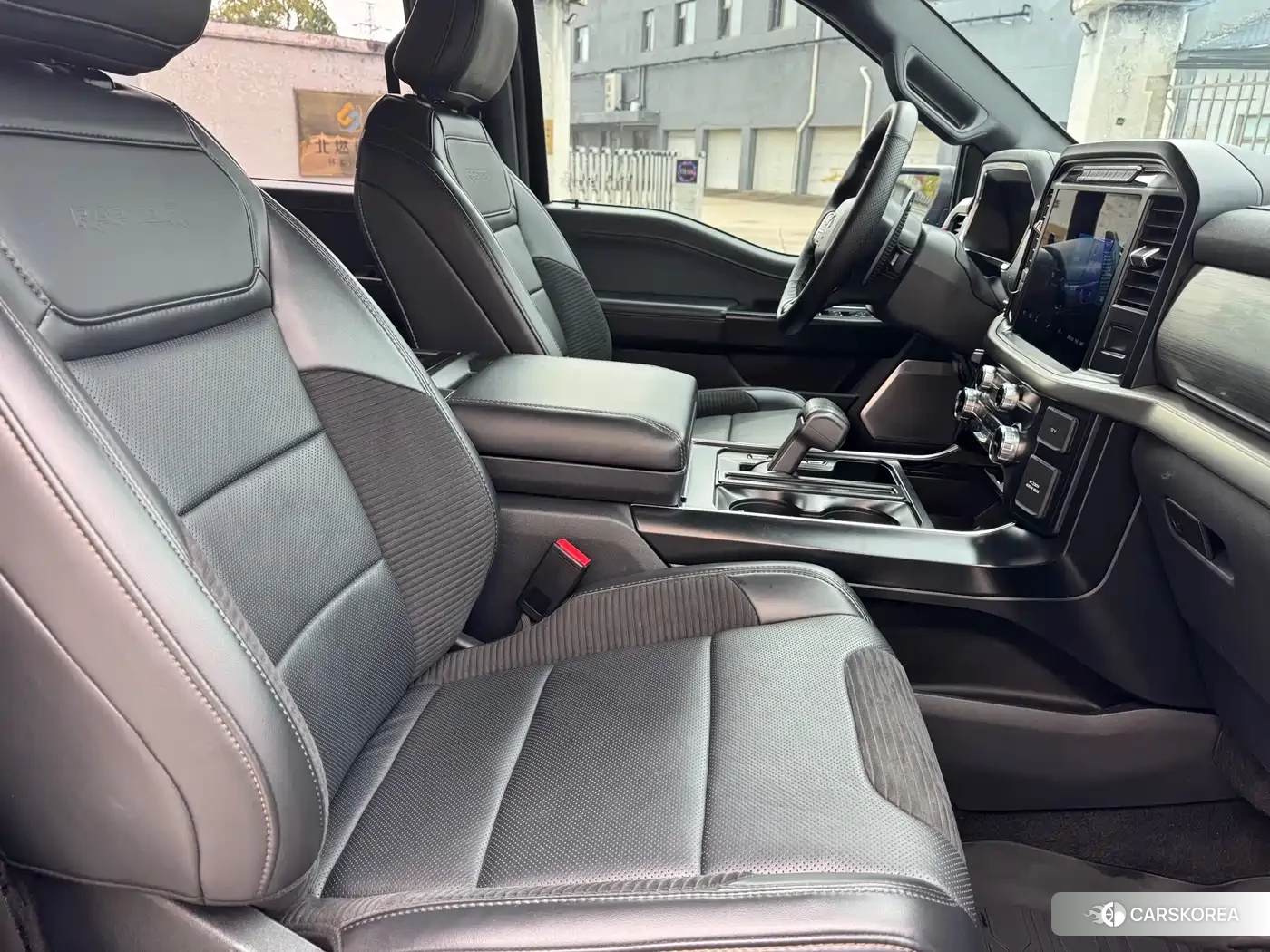 Ford F-150 Raptor 2023 Черный из Китая, фото 4