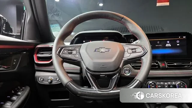 Chevrolet (GM Daewoo) The New Trail Blazer 2023 Красный из Кореи, фото 4