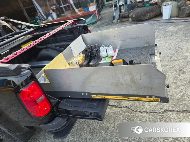 Chevrolet (GM Daewoo) Real New Colorado 2022 Черный из Кореи, фото 4