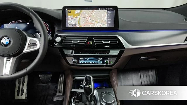 BMW 6 Series GT (G32) 2023 Белый из Кореи, фото 4