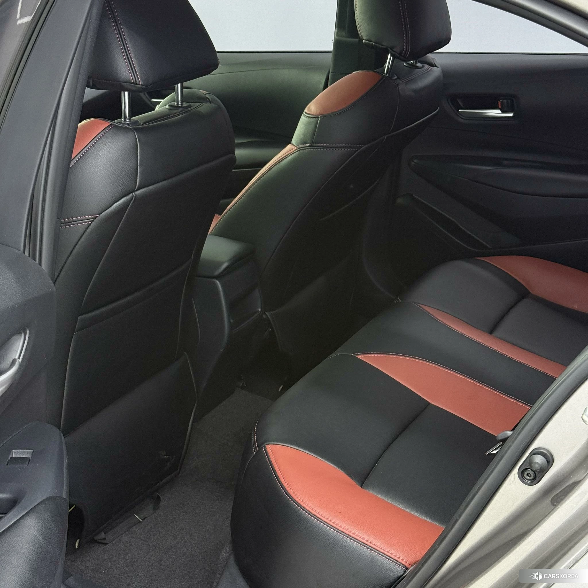 Toyota Corolla 2023 Шампань из Китая, фото 4