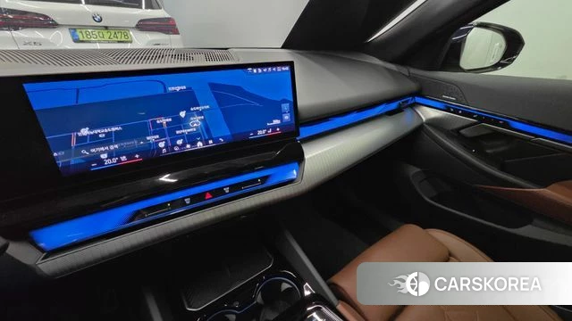 BMW i5 (G60) 2024 Черный из Кореи, фото 4