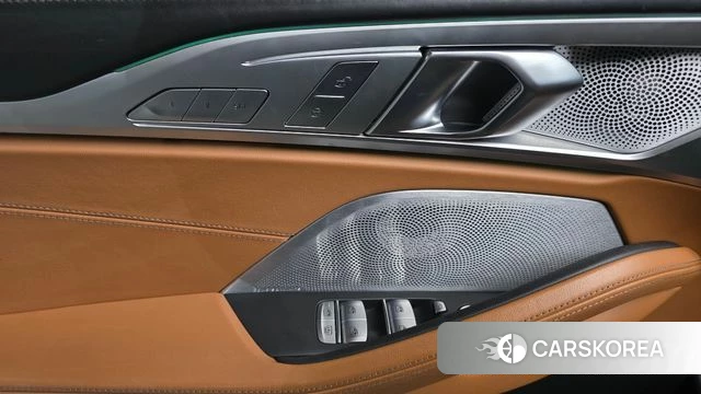 BMW 8 Series (G15) 2020 Небесно-голубой из Кореи, фото 4