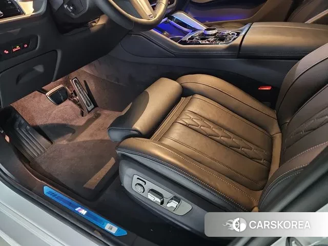 BMW X6 (G06) 2025 Белый из Кореи, фото 4