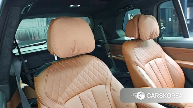 BMW X7 (G07) 2024 Черный из Кореи, фото 4