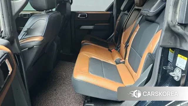 Ford Bronco 6th Generation 2022 Черный из Кореи, фото 4