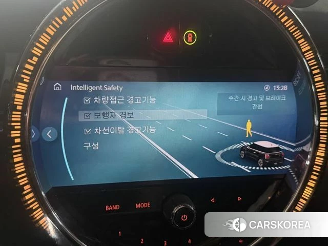 Mini Cooper 2022 Белый из Кореи, фото 4
