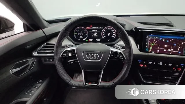 Audi RS e-Tron GT 2022 Черный из Кореи, фото 4