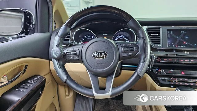 Kia The New Carnival 2018 Черный из Кореи, фото 4