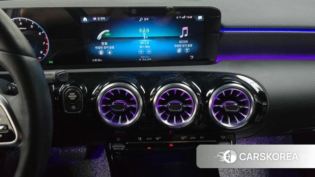 Mercedes-Benz A-Class W177 2022 Белый из Кореи, фото 4