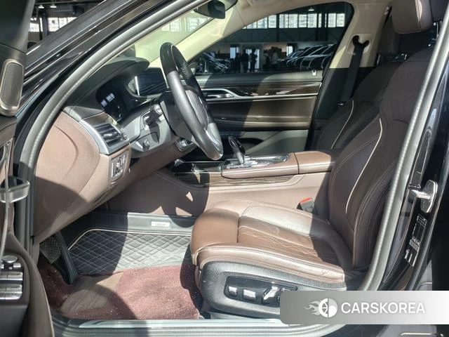 BMW 7 series 2022 Черный из Китая, фото 4