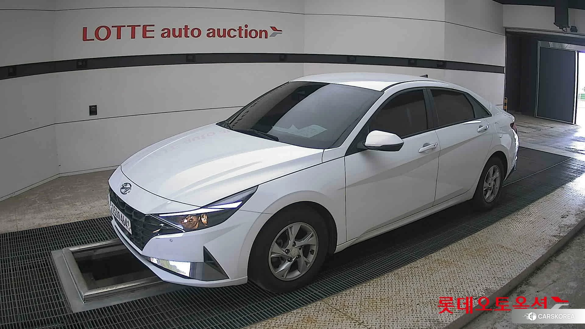 Hyundai Avante 2021 Polar White из Кореи, фото 4