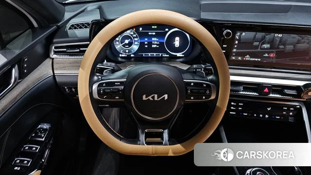 Kia K5 3rd generation 2022 Белый из Кореи, фото 4