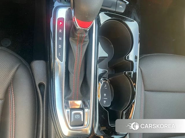 Chevrolet (GM Daewoo) Trax Crossover 2025 Белый из Кореи, фото 4