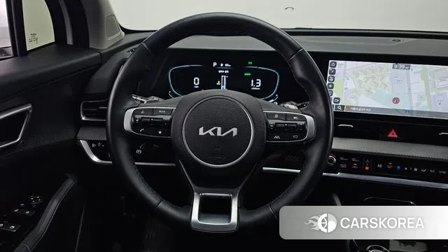 Kia Sportage 5th Generation Hybrid 2023 Белый из Кореи, фото 4