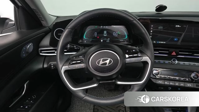 Hyundai The New Avante Hybrid (CN7) 2024 Белый из Кореи, фото 4