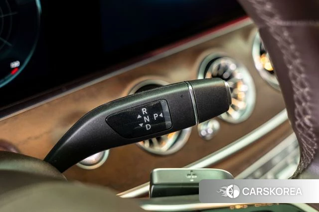 Mercedes-Benz E-class 2023 Черный из Китая, фото 4