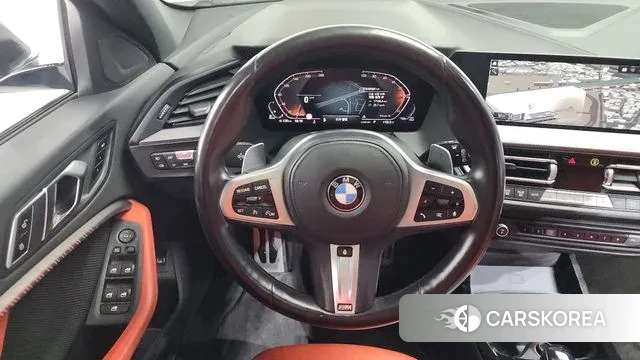 BMW 1 Series (F40) 2021 Белый из Кореи, фото 4