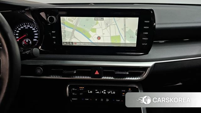 Kia K5 3rd generation 2023 Белый из Кореи, фото 4