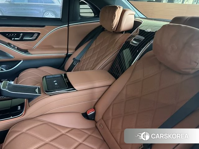 Mercedes-Benz Maybach S-class 2025 Черный из Китая, фото 4