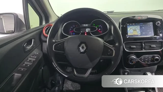 Renault Korea (Samsung) Clio 2018 Белый из Кореи, фото 4