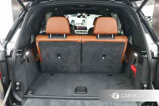 BMW X7 2021 Черный из Китая, фото 4