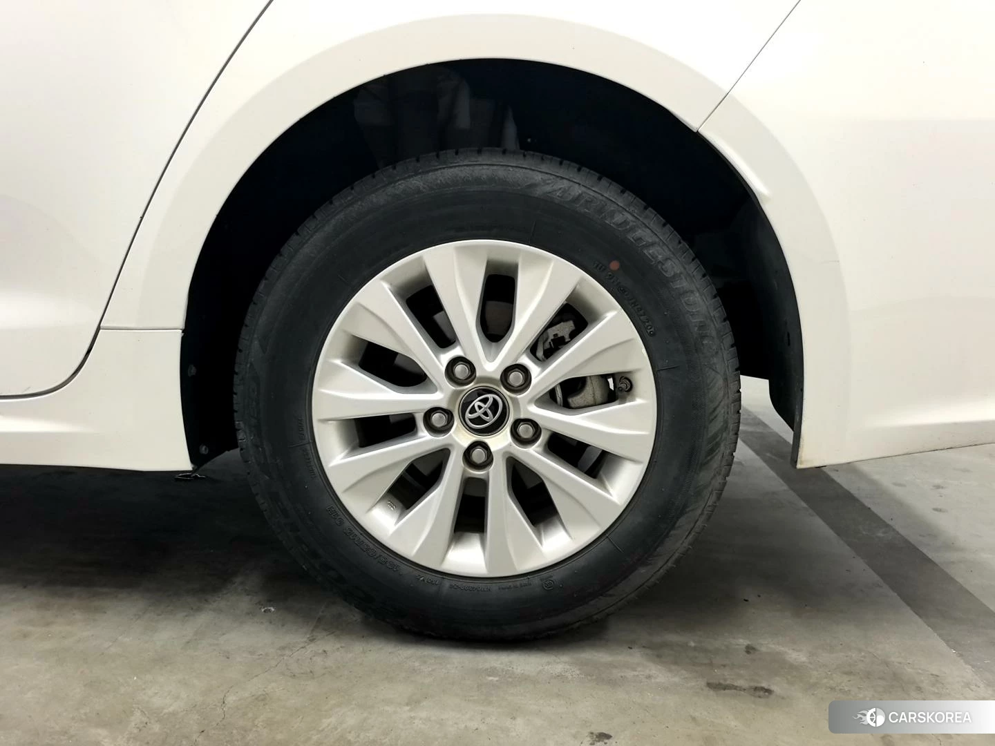 Toyota Corolla 2020 Белый из Китая, фото 4