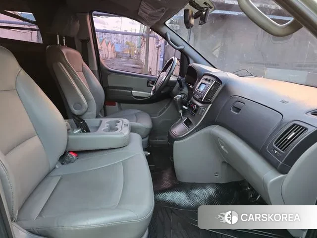 Hyundai The New Grand Starex 2019 Серебряный из Кореи, фото 4