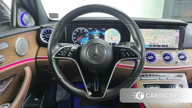Mercedes-Benz E-Class W213 2021 Черный из Кореи, фото 4