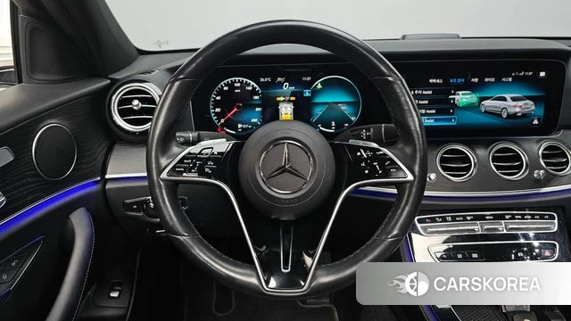 Mercedes-Benz E-Class W213 2023 Белый из Кореи, фото 4