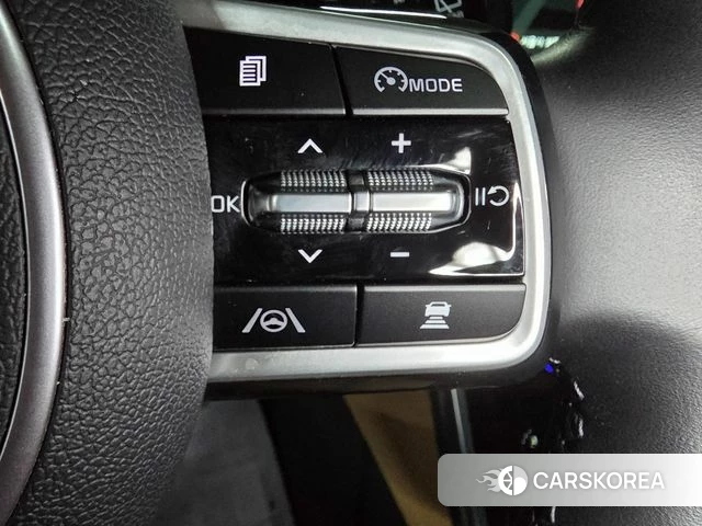 Kia Carnival 4th generation 2022 Белый из Кореи, фото 4