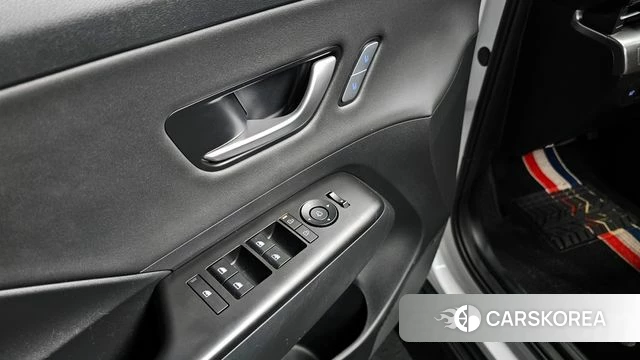 Hyundai Kona (SX2) 2023 Белый из Кореи, фото 4