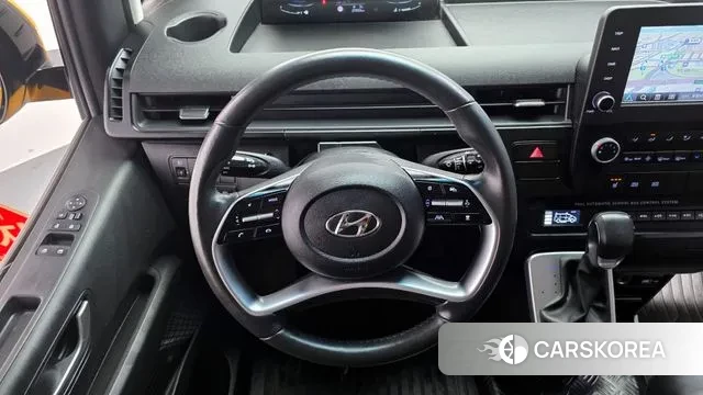 Hyundai Staria 2023 Желтый из Кореи, фото 4