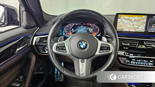 BMW 5 Series (G30) 2023 Черный из Кореи, фото 4