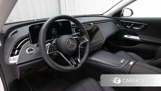 Mercedes-Benz E-Class W214 2026 Белый из Кореи, фото 4