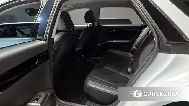 Hyundai Grandeur Hybrid (GN7) 2024 Белый из Кореи, фото 4