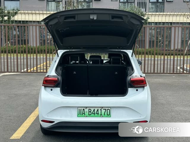Volkswagen ID.3 2023 Белый из Китая, фото 4