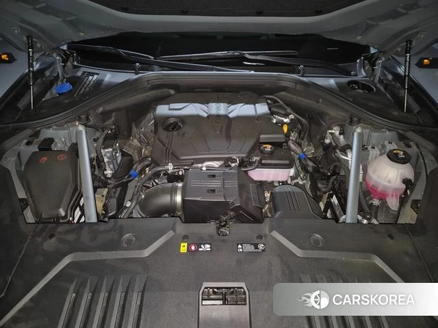 Genesis GV70 2025 Серый из Кореи, фото 4