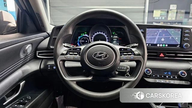 Hyundai Avante Hybrid (CN7) 2022 Серебристо-серый из Кореи, фото 4