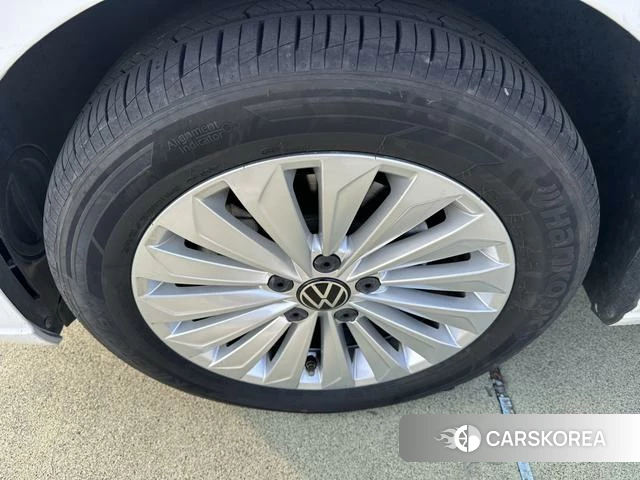 Volkswagen Lavida 2021 Белый из Китая, фото 4
