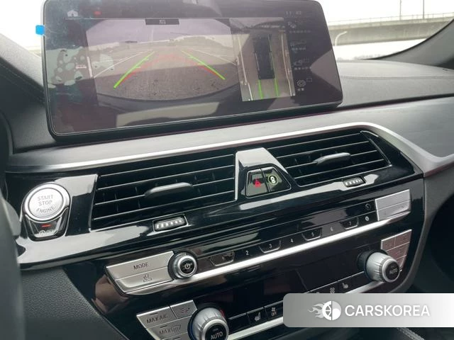 BMW 5 series 2021 Черный из Китая, фото 4