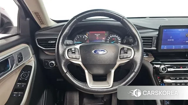 Ford Explorer 6th Generation 2022 Черный из Кореи, фото 4