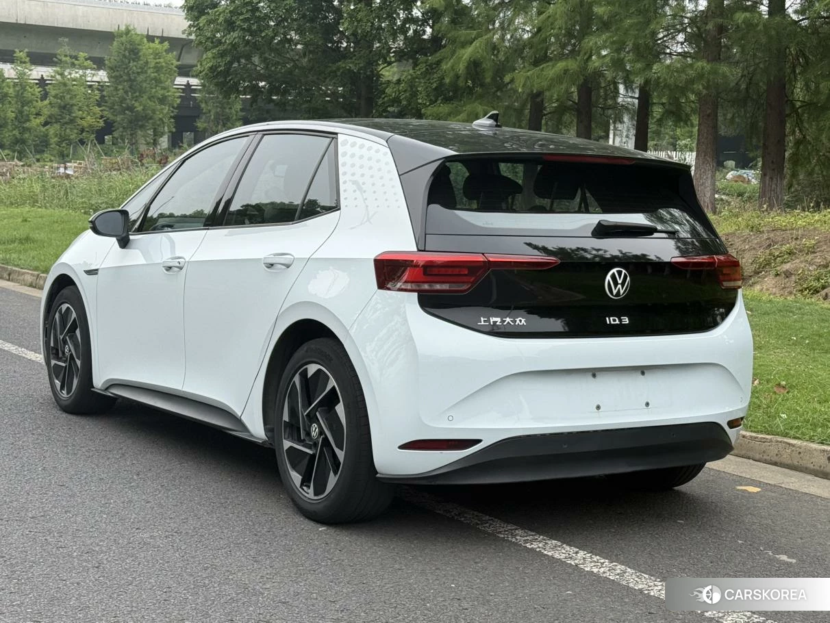 Volkswagen ID.3 2023 Белый из Китая, фото 4