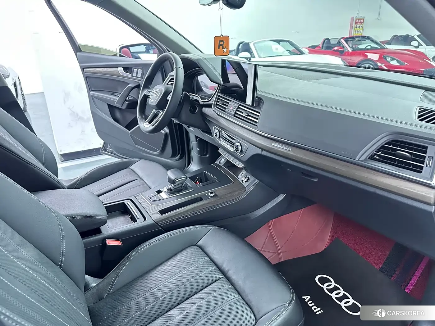 Audi Q5L 2023 Черный из Китая, фото 4