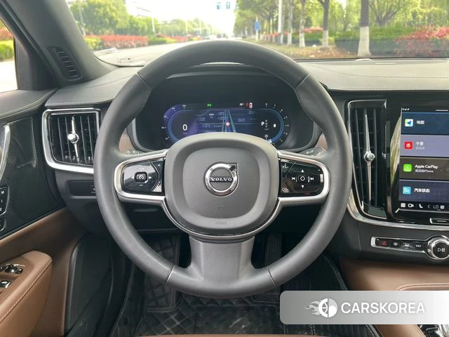 Volvo S90 2024 Черный из Китая, фото 4