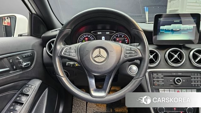 Mercedes-Benz A-Class W176 2018 Белый из Кореи, фото 4