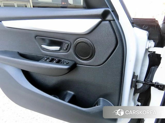 BMW 2 Series Active Tourer (F45) 2018 Белый из Кореи, фото 4