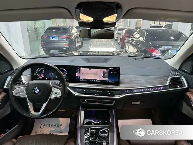 BMW X7 2024 Черный из Китая, фото 4
