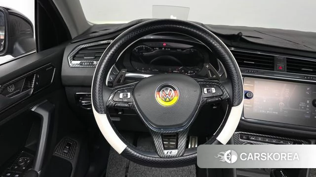 Volkswagen Tiguan second Generation 2018 Черный из Кореи, фото 4